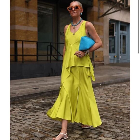 Zara flowy dress with cape limited edition - Picture 1 of 9